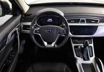 Подержанный автомобиль Geely Atlas 2021 года (11 фото)