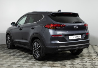 Подержанный автомобиль Hyundai Tucson 2019 года (7 фото)