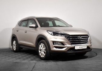Подержанный автомобиль Hyundai Tucson 2018 года (3 фото)
