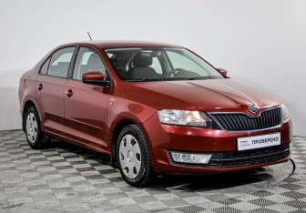 Подержанный автомобиль Skoda Rapid Liftback 2016 года (3 фото)
