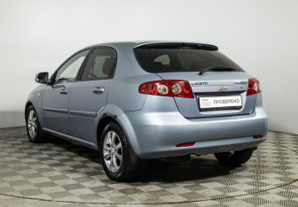 Подержанный автомобиль Chevrolet Lacetti Hatchback 2011 года (7 фото)