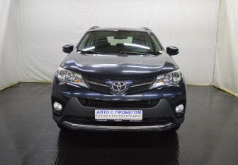 Подержанный автомобиль Toyota RAV4 2015 года (2 фото)
