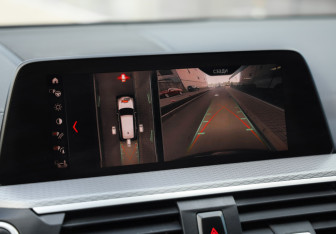 Подержанный автомобиль BMW X3 2021 года (17 фото)