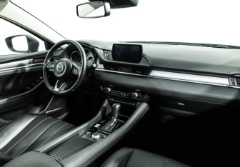 Подержанный автомобиль Mazda 6 Sedan 2020 года (9 фото)
