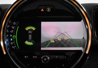 Подержанный автомобиль MINI Countryman 2020 года (20 фото)