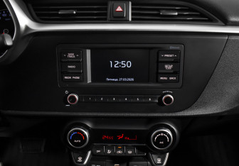 Подержанный автомобиль Kia Rio Hatchback 2021 года (17 фото)