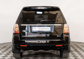 Подержанный автомобиль Land Rover Freelander 2014 года (6 фото)