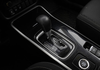 Подержанный автомобиль Mitsubishi Outlander 2021 года (10 фото)