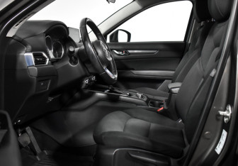 Подержанный автомобиль Mazda CX-5 2018 года (2 фото)