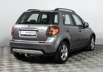 Подержанный автомобиль Suzuki SX4 Hatchback 2012 года (5 фото)