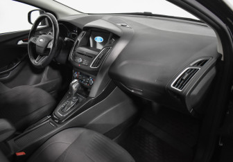 Подержанный автомобиль Ford Focus Wagon 2019 года (12 фото)