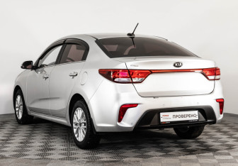 Подержанный автомобиль Kia Rio Sedan 2017 года (7 фото)