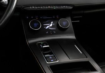 Подержанный автомобиль Exeed LX 2023 года (12 фото)