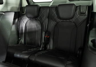 Подержанный автомобиль Exeed VX 2023 года (16 фото)