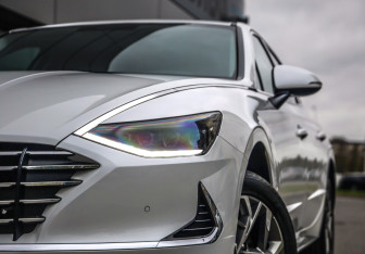 Подержанный автомобиль Hyundai Sonata 2021 года (2 фото)