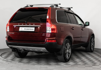 Подержанный автомобиль Volvo XC90 2008 года (5 фото)