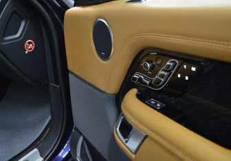 Подержанный автомобиль Land Rover Range Rover 2018 года (18 фото)