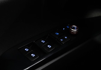 Подержанный автомобиль Toyota Camry Sedan 2020 года (28 фото)