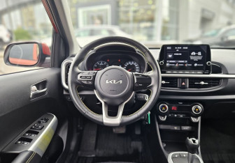 Подержанный автомобиль Kia Picanto 2022 года (14 фото)
