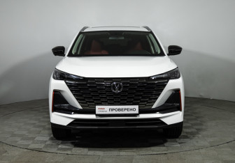 Подержанный автомобиль Changan CS55PLUS 2023 года (2 фото)
