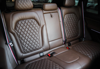 Подержанный автомобиль BMW X5 2019 года (12 фото)