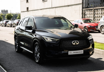 Подержанный автомобиль Infiniti QX50 2019 года (5 фото)