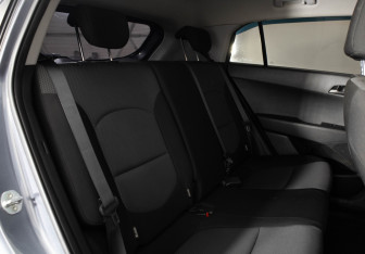 Подержанный автомобиль Hyundai Creta 2017 года (14 фото)