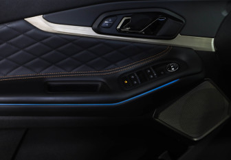 Подержанный автомобиль Exeed TXL 2022 года (24 фото)