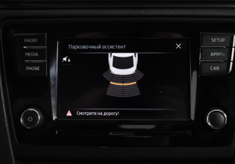 Подержанный автомобиль Skoda Rapid Liftback 2018 года (19 фото)