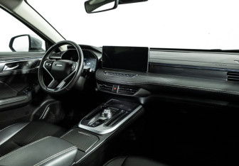 Подержанный автомобиль Haval Jolion 2023 года (9 фото)