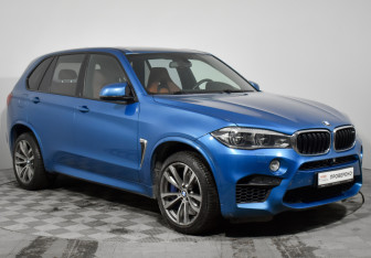 Подержанный автомобиль BMW X5 M 2015 года (3 фото)