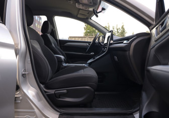 Подержанный автомобиль Haval M6 2023 года (26 фото)