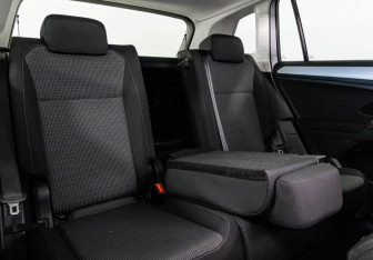 Подержанный автомобиль Volkswagen Tiguan 2021 года (24 фото)