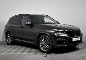 Подержанный автомобиль BMW X3 2021 года (3 фото)