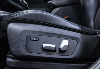 Подержанный автомобиль BMW X4 2019 года (29 фото)