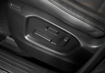 Подержанный автомобиль Mazda CX-5 2017 года (10 фото)