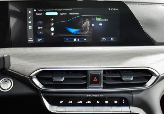 Подержанный автомобиль Changan UNI-T 2023 года (17 фото)