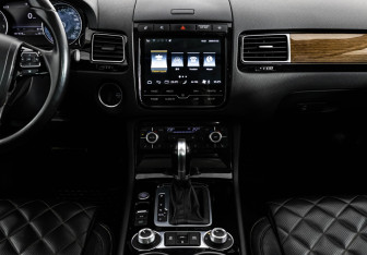 Подержанный автомобиль Volkswagen Touareg 2017 года (13 фото)