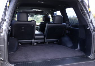 Подержанный автомобиль Lexus LX 2014 года (20 фото)