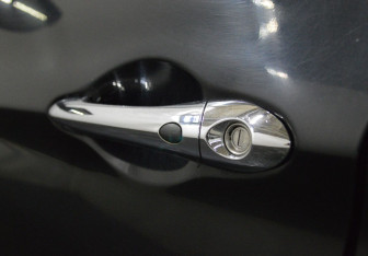 Подержанный автомобиль Hyundai Sonata 2011 года (17 фото)
