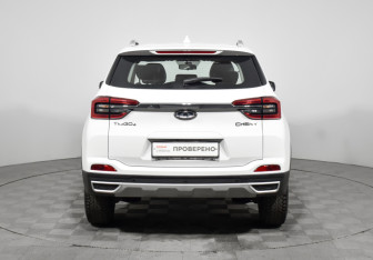 Подержанный автомобиль Chery Tiggo 4 2022 года (6 фото)