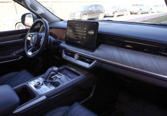 Подержанный автомобиль Tank 500 2023 года (13 фото)