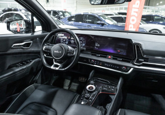Подержанный автомобиль Kia Sportage 2022 года (15 фото)