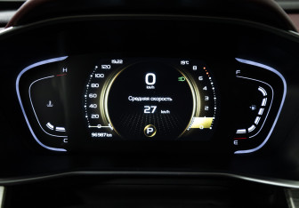 Подержанный автомобиль Geely Coolray 2023 года (12 фото)
