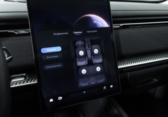 Подержанный автомобиль Jaecoo J7 2023 года (18 фото)