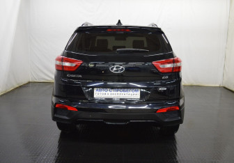 Подержанный автомобиль Hyundai Creta 2019 года (6 фото)