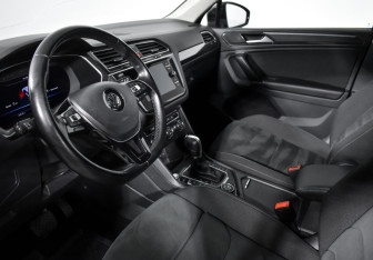 Подержанный автомобиль Volkswagen Tiguan 2018 года (9 фото)