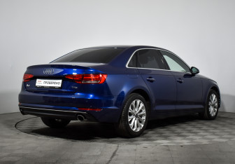 Подержанный автомобиль Audi A4 Sedan 2015 года (5 фото)
