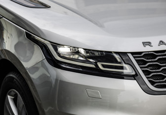 Подержанный автомобиль Land Rover Range Rover Velar 2017 года (11 фото)