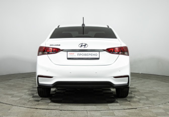 Подержанный автомобиль Hyundai Solaris Sedan 2018 года (6 фото)